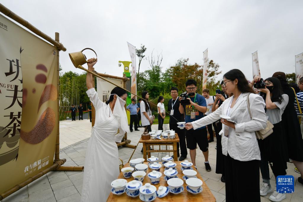 手机棋牌开挂神器